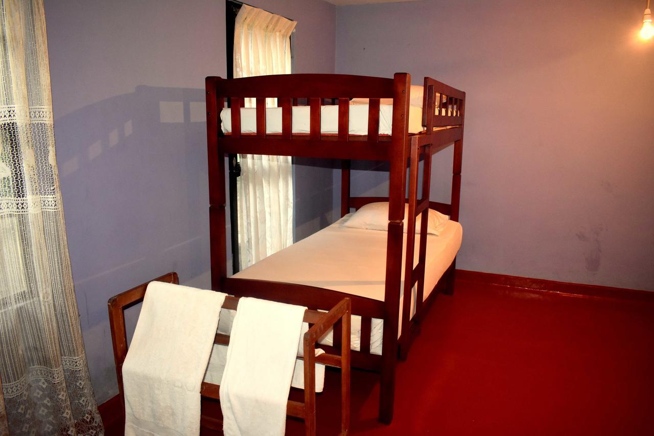 Winkfield Hostel Nuwara Eliya Bagian luar foto